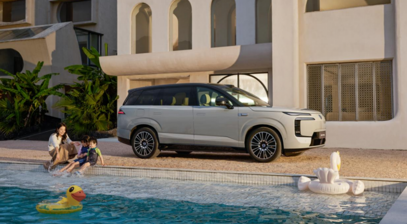 腾势N8L上市 大六座安全豪华SUV进入“智能与安全”的新纪元