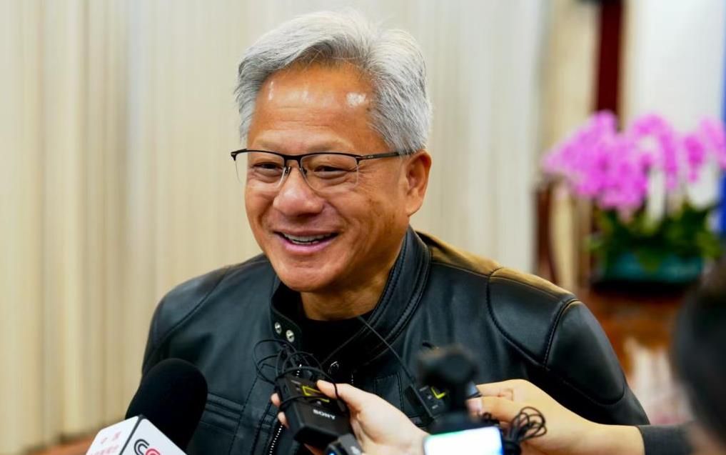 黄仁勋与韩财阀吃饭高喊全场免单