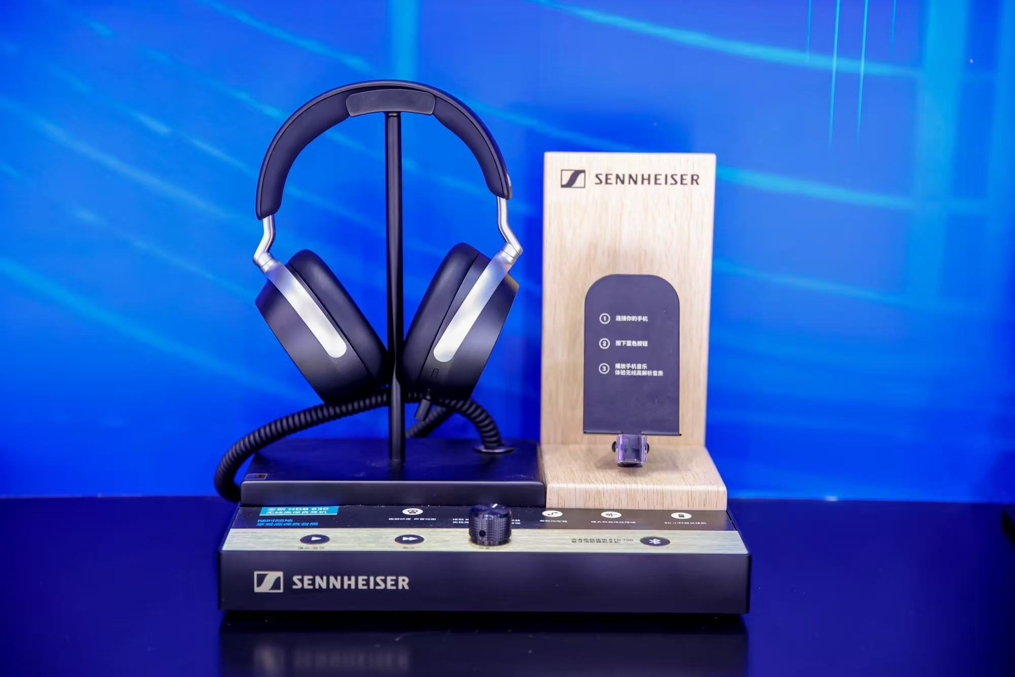 首次亮相进博，索诺瓦全链条创新方案助力听力健康行业高质量发展