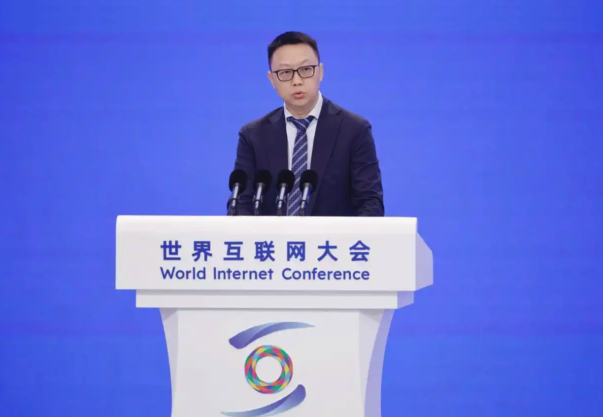 阿里巴巴CEO吴泳铭：打造超级AI云 推动开源开放和技术普惠