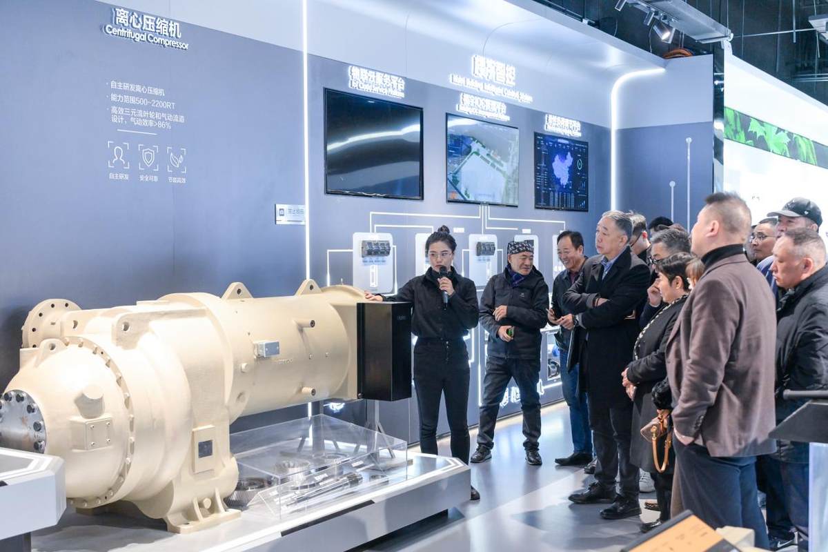 江南大学校友会来访海尔智慧楼宇