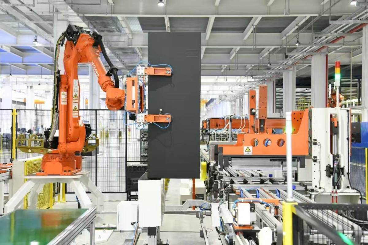 海尔冰箱数字化赋能工厂提效超30%