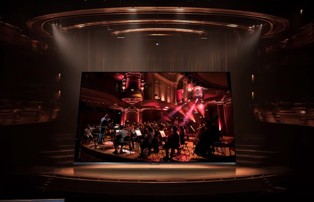 别让“小客厅”限制幸福感！3米装百吋后，我的生活发生了3个变化