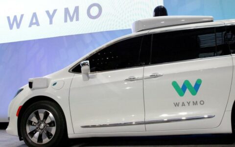 ‌Waymo测试无人车集成Gemini AI助手 定位出行服务新体验