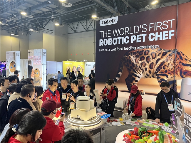 PETKIT 小佩全球首款智能全自动湿粮喂食器入选 Best of CES 2026,获全球权威认可,开启湿粮智能喂养新时代