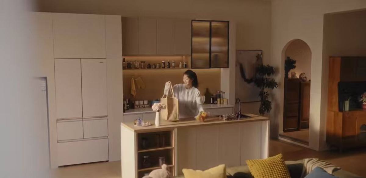 东北用户用冰块手搓“海尔冰箱”