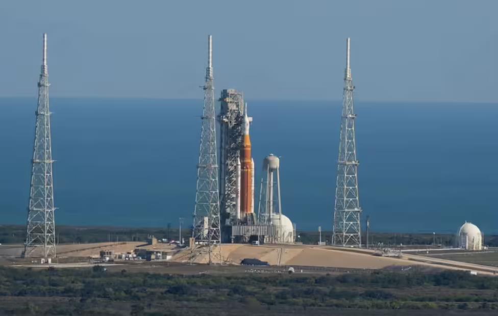 NASA启动关键燃料测试 决定载人绕月飞行时间