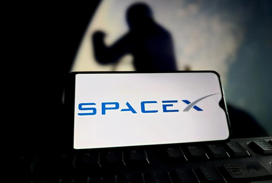 SpaceX巨资收购xAI 马斯克旗下企业深度整合