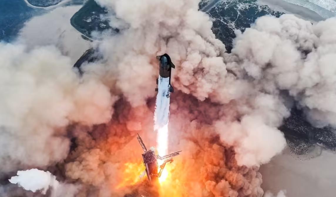 SpaceX调整太空探索优先级:推迟火星任务,专注NASA登月计划