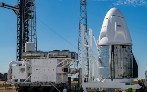 SpaceX载人龙飞船Crew-12任务发射时间确定