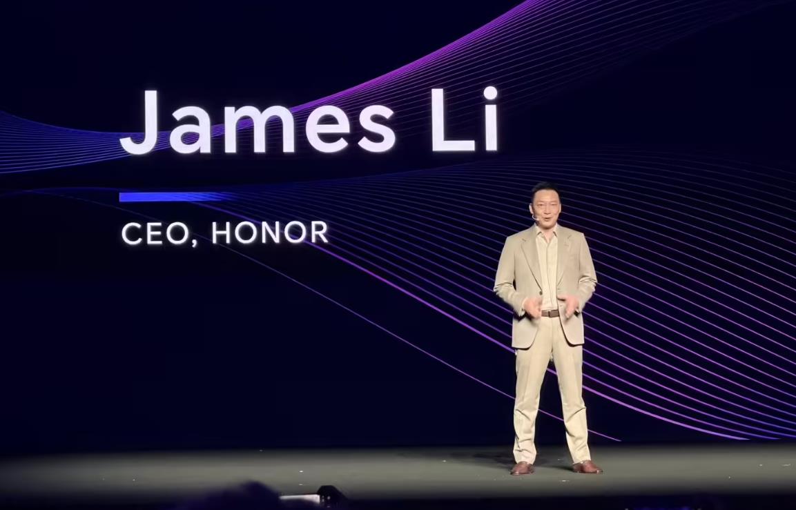 【MWC 2026 】荣耀总裁方飞:AI的终极意义是服务人而非取代人