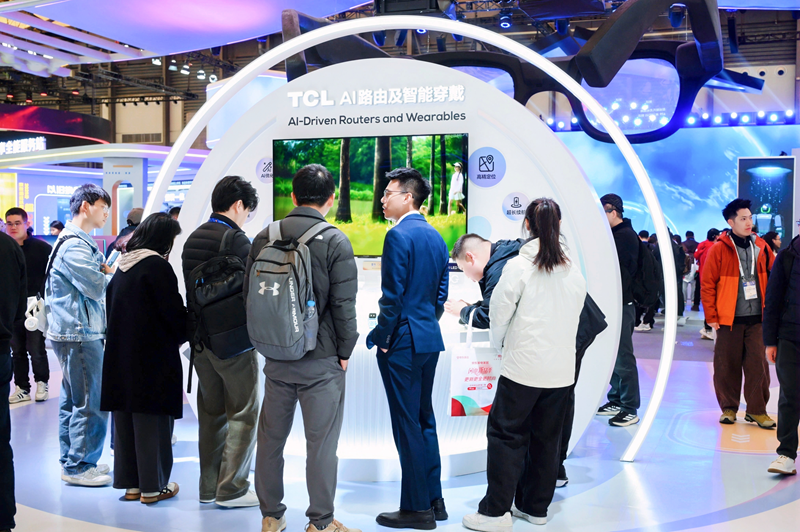 TCL实业AWE 2026焕新打造品牌活力乐园,“屏显+AI”让智慧生活触手可及