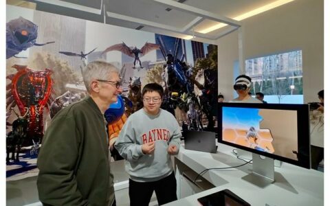 苹果 CEO 库克对话雷鸟创新，携手共绘空间计算新蓝图