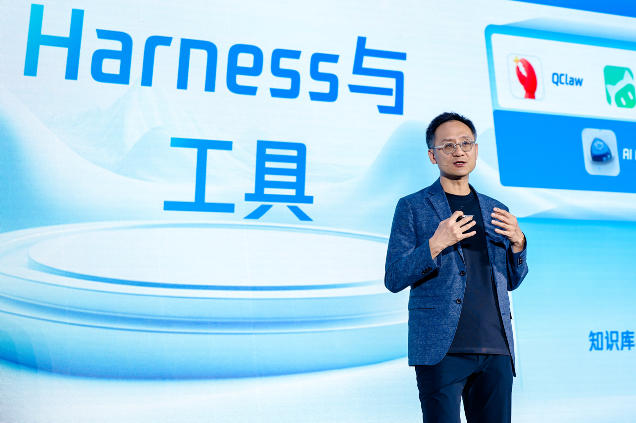 腾讯汤道生:汽车智能化不止是“把AI装上车”,更是“用AI重构车企”