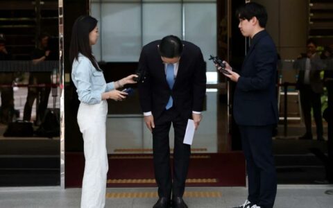 三星电子会长李在镕就劳资纠纷公开道歉