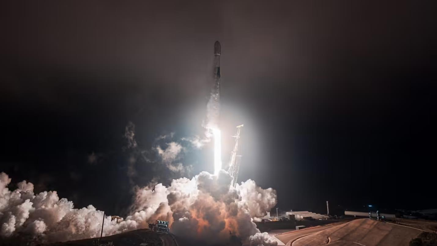 SpaceX完成历史性IPO，马斯克成全球首位万亿富豪，宣布深化与英伟达合作