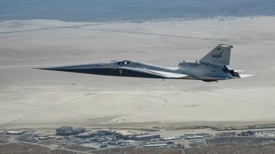 NASA X-59静音超音速飞机完成关键试飞,为居民区上空测试铺路