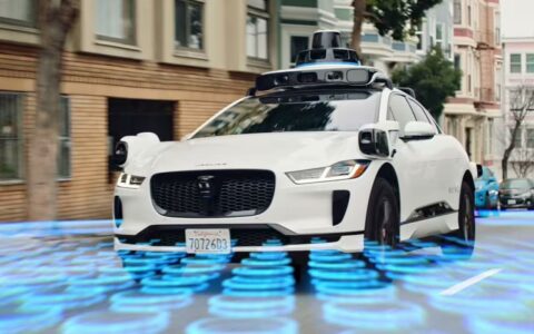 Waymo因施工区识别隐患召回近4000辆自动驾驶出租车