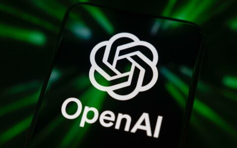 OpenAI被曝或推迟IPO至明年，奥尔特曼坚守万亿美元估值底线