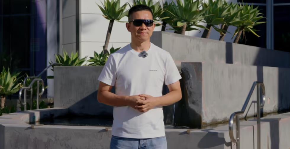 贾跃亭宣布FF机器人Q3战役启动,携手洛杉矶公立学区办夏令营