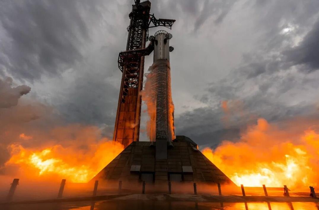 SpaceX第13次星舰试飞倒计时最后时刻中止,4台引擎未能点火