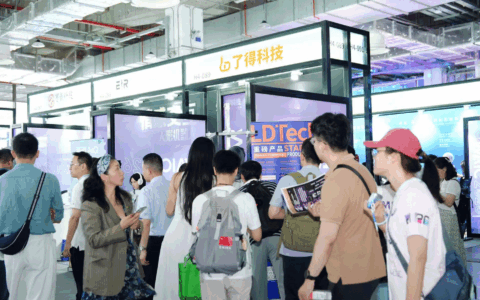 WAIC重磅首秀：了得科技携全系仿生机器人矩阵亮相，硬核全栈自研技术构筑行业核心壁垒