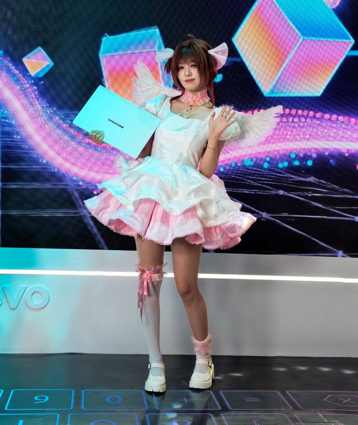 Intel笔记本上演“五世同堂”!是实力 也是无奈