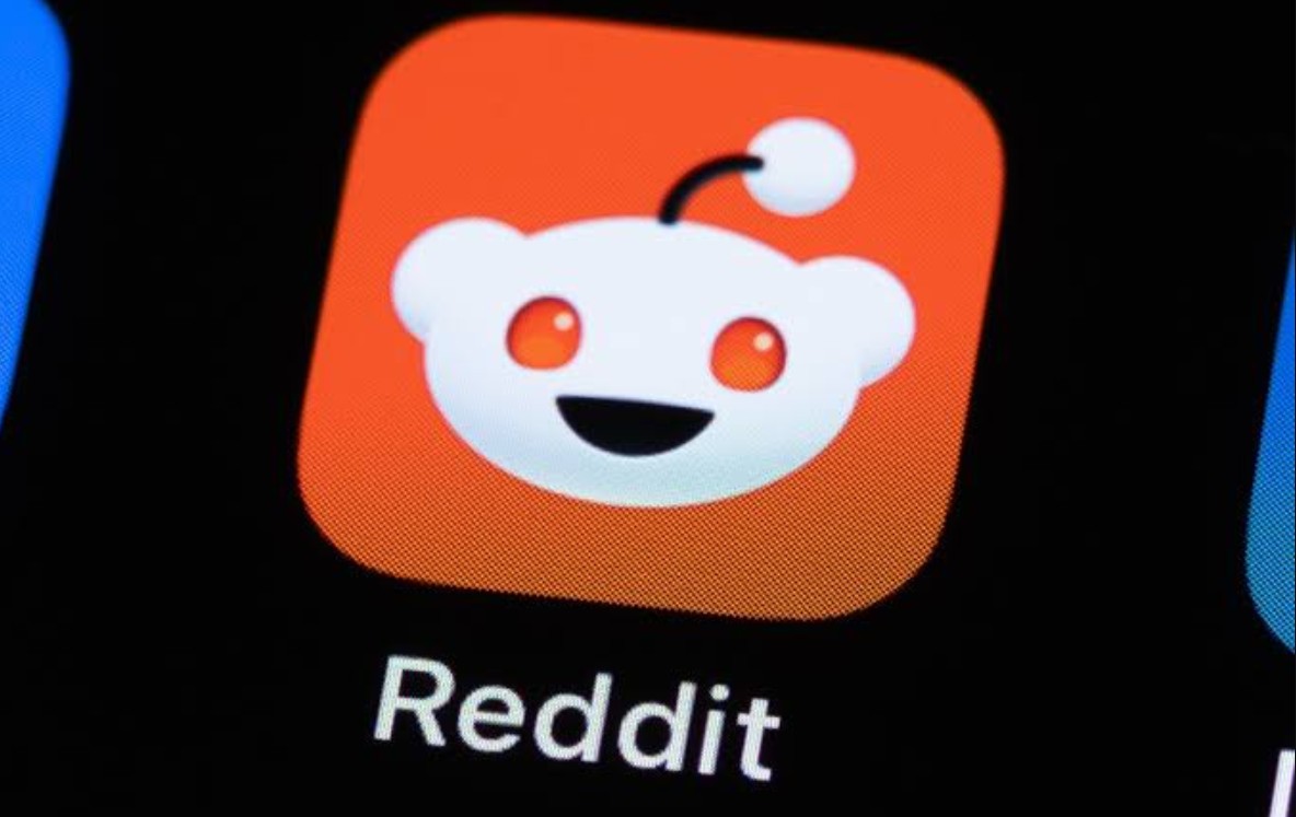 Reddit第二财季营收大增61%，净利润飙升183%至2.53亿美元