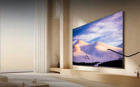 百吋电视怎么选不踩坑？四款热门机型实测对比，看完直接抄作业