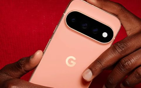 谷歌Pixel 11 Pro渲染图曝光：相机模组全黑设计，混合变焦升至120倍