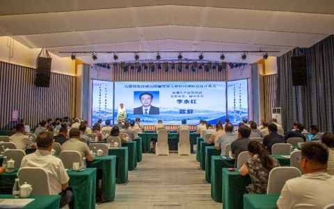 专家学者把脉北疆发展痛点，绿色低碳产学研融合启新篇——北疆绿色低碳高质量发展专题研讨调研活动顺利举办