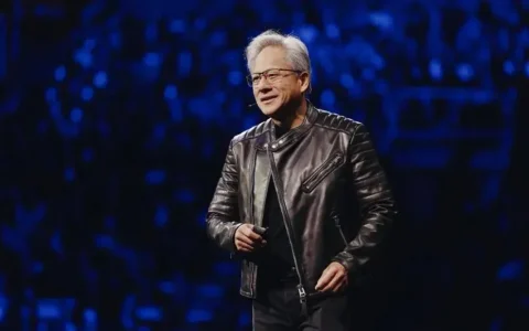 黄仁勋宣称“AGI已经到来” 业界争议四起