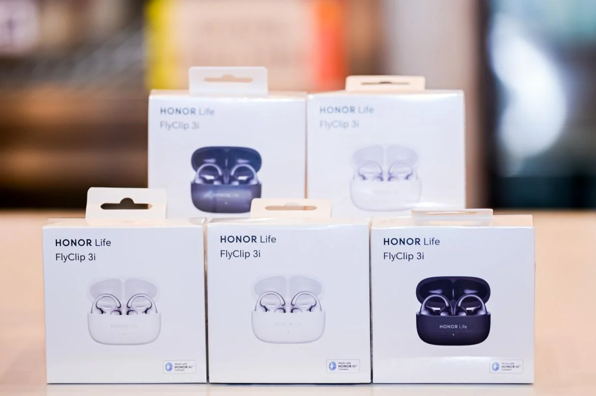荣耀HONOR Life耳夹耳机3i等你来赢 荣耀HONOR Life耳夹耳机3i ×沪上阿姨开启“开学好搭紫”主题联名线下活动