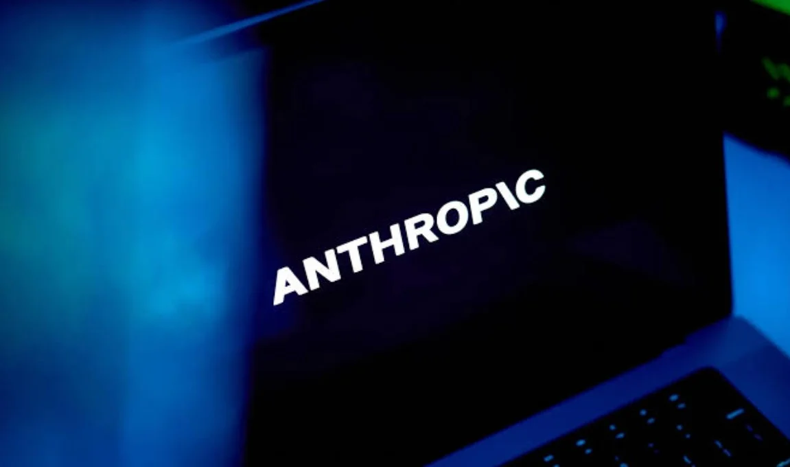 Anthropic被曝选定纳斯达克,拟2026年冲刺2万亿美元IPO