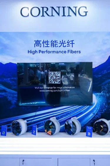 康宁CIOE精彩回顾:AI时代的未来连接,康宁与行业一起寻找答案