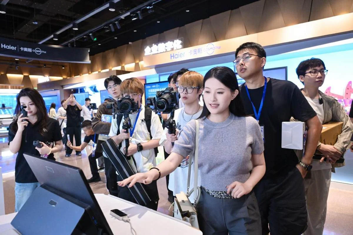 行业首个共创IP！百位达人成为海尔智家“热AI产品共创官”