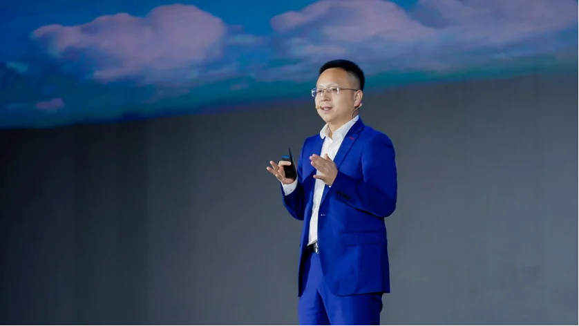 时代汽车第700万辆下线!全新智能转运解决方案重磅发布