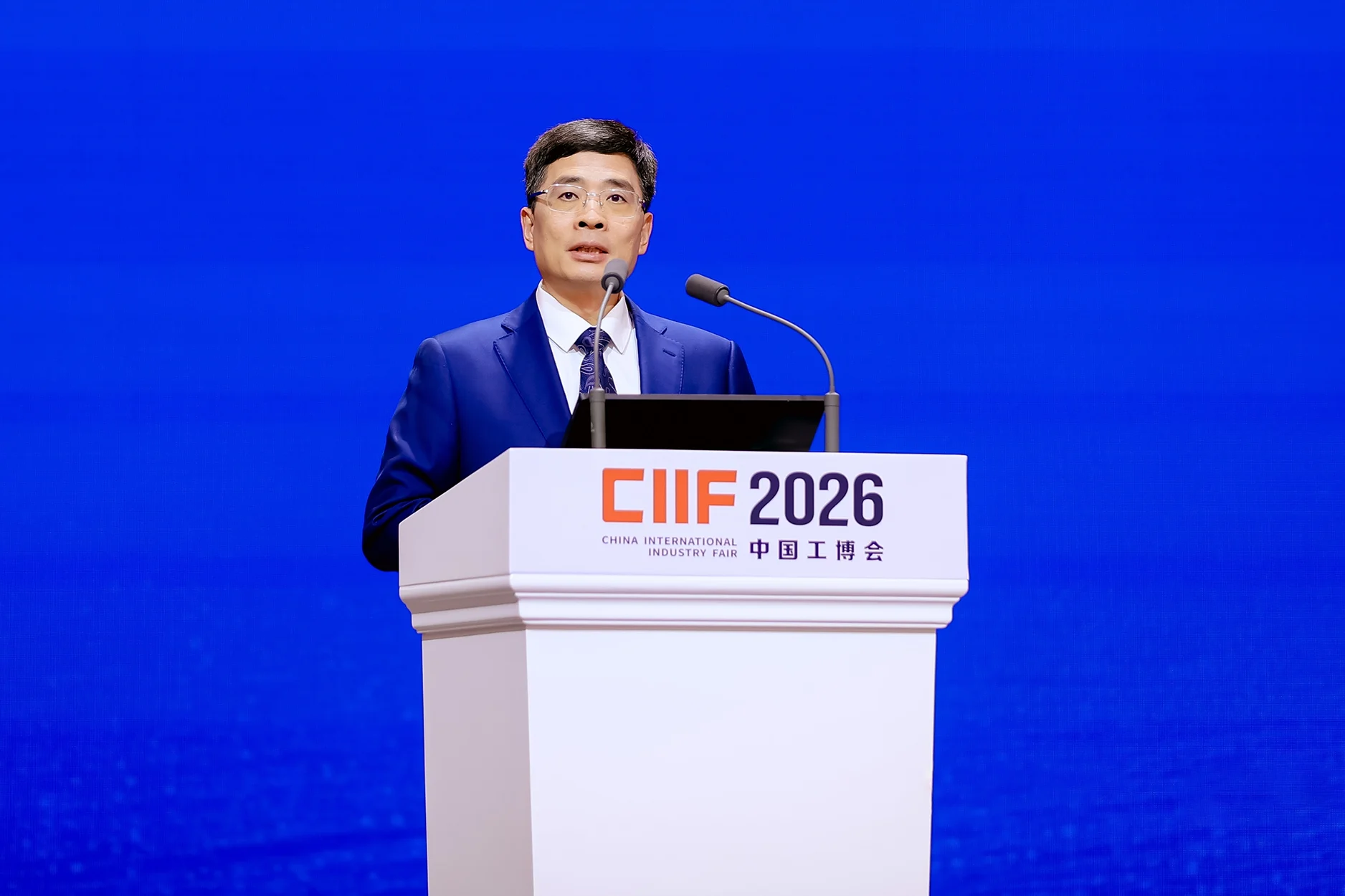 海尔周云杰:AI做对既定规则的事,人开创从未走过的路