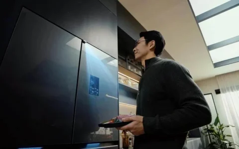 探索AI智慧科技：迎世界标准日，添2项国际标准