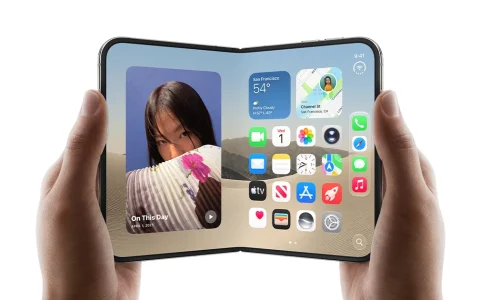 古尔曼：苹果明知 iPhone Duo 供应严重不足，仍坚持本周五启动预购