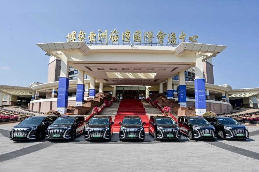 深圳腾飞 中国腾势！APEC官方指定用车首批发车仪式隆重举行