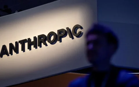 Anthropic招股书披露 曾因安全顾虑暂停旗舰模型训练一个多月